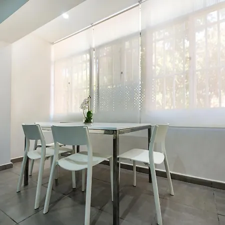 Plaza Fuente - Playa Victoria Apartment