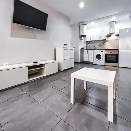 Plaza Fuente - Playa Victoria Apartment *